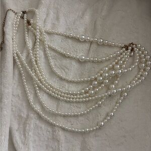 Elegant Pearl body chain